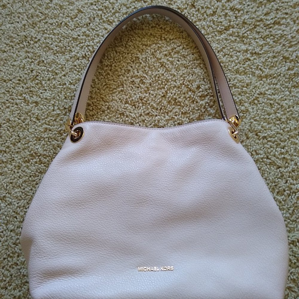 Michael Kors Raven Large Leather Shoulder Bag soft pink
